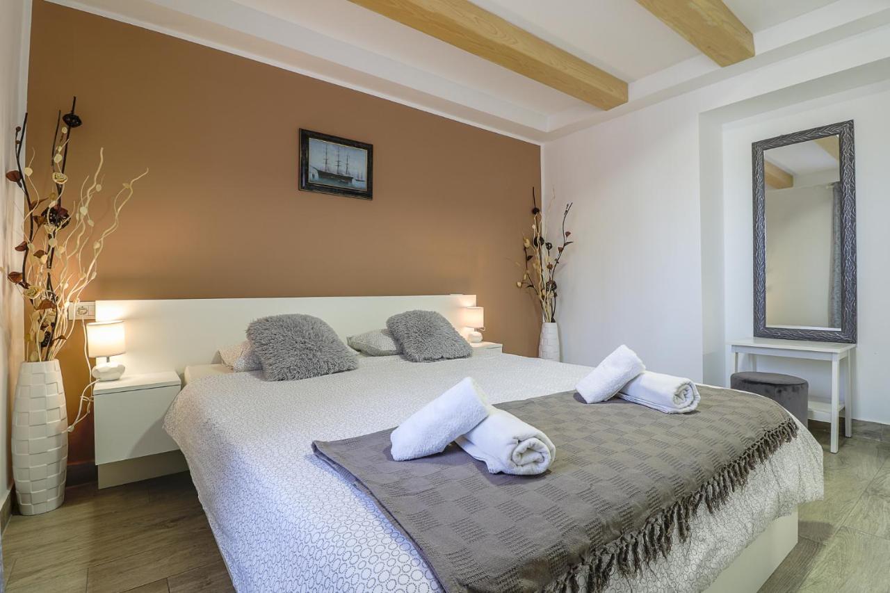 Apartman Juraj I Matej Врсар Экстерьер фото